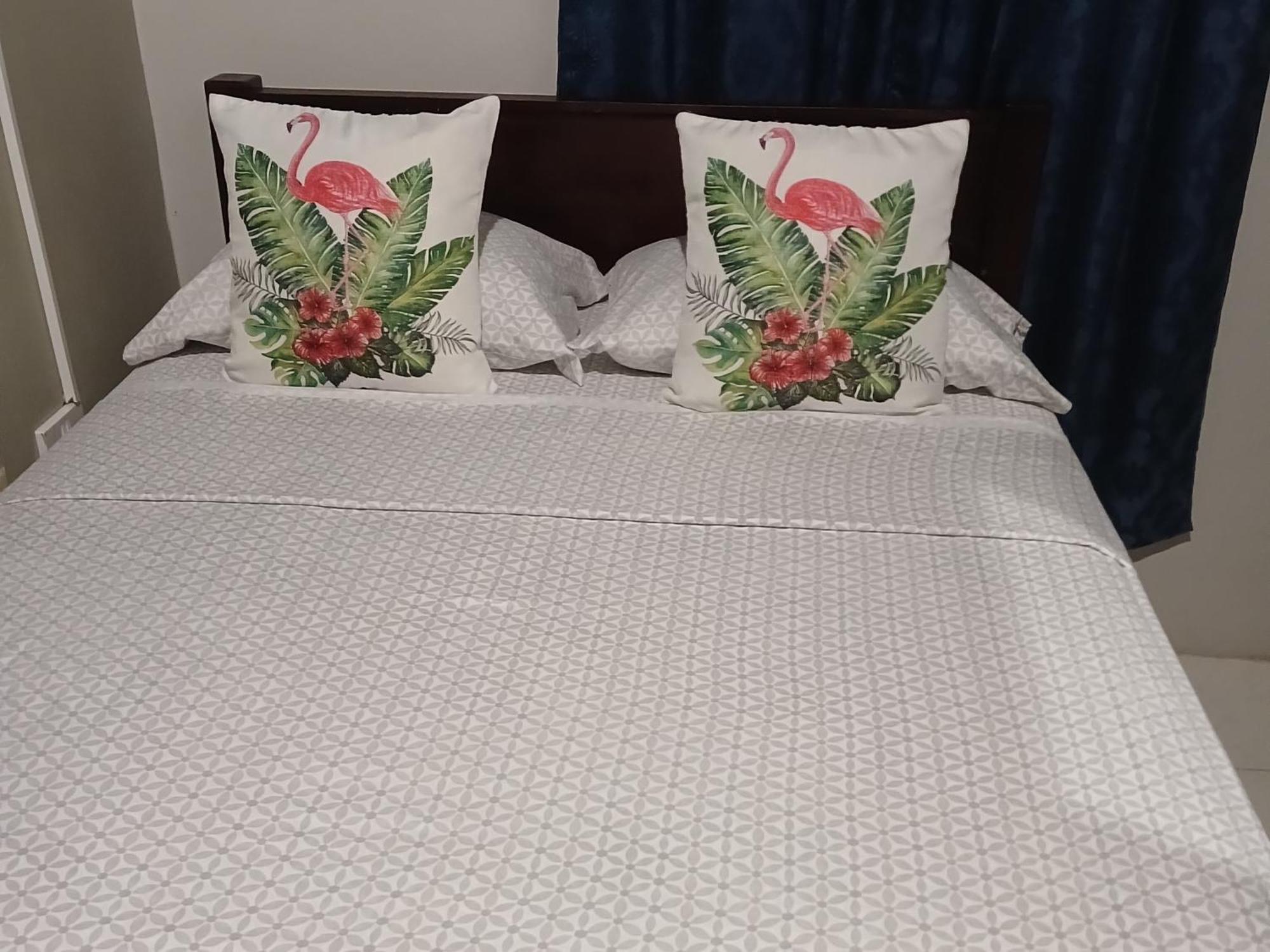 Ultimate Freedom Bed And Breakfast Santa Cruz Bilik gambar